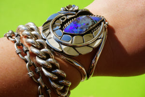 boulder opal xl leafy cuff. size: m/l